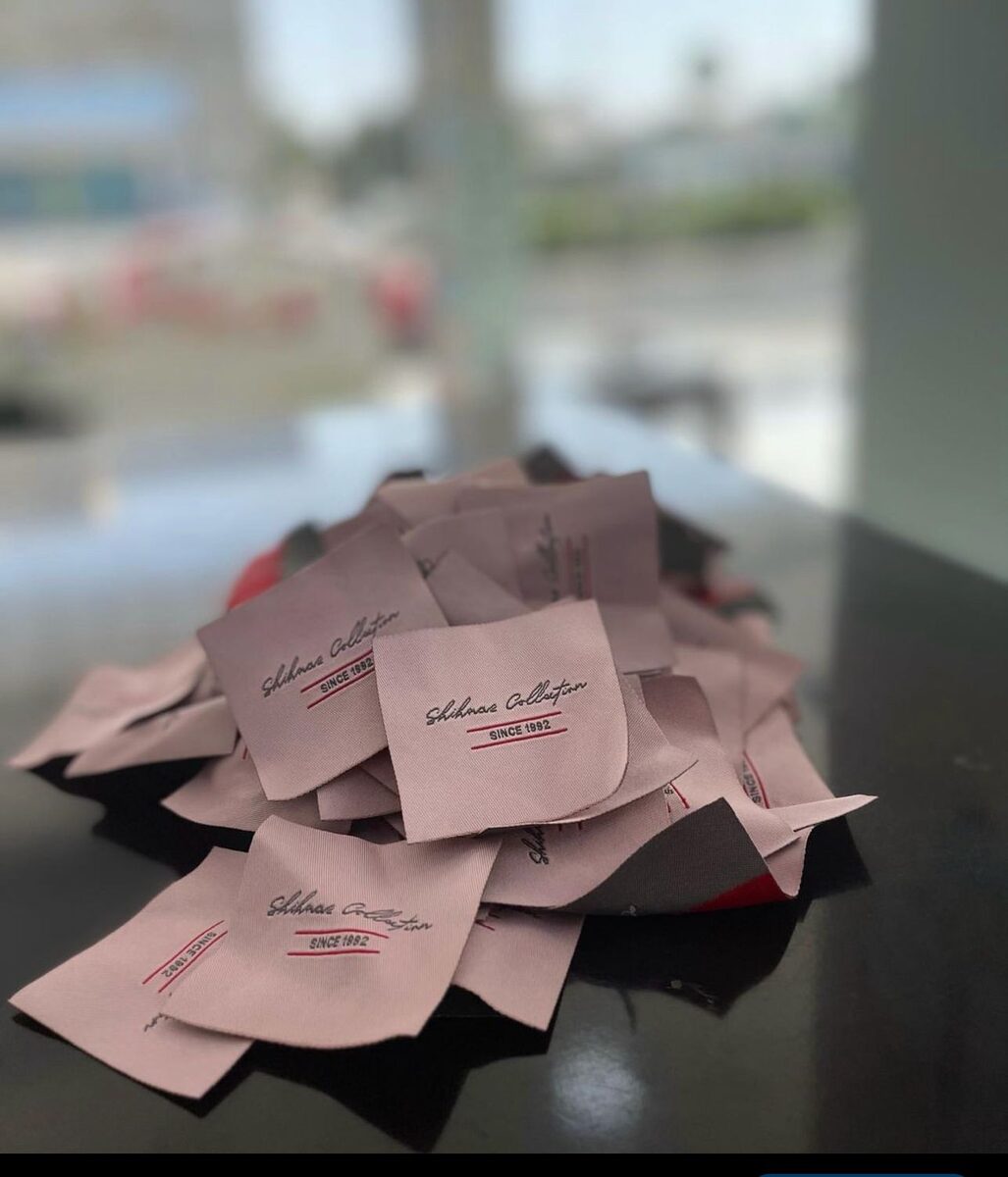 ليبل قماشي