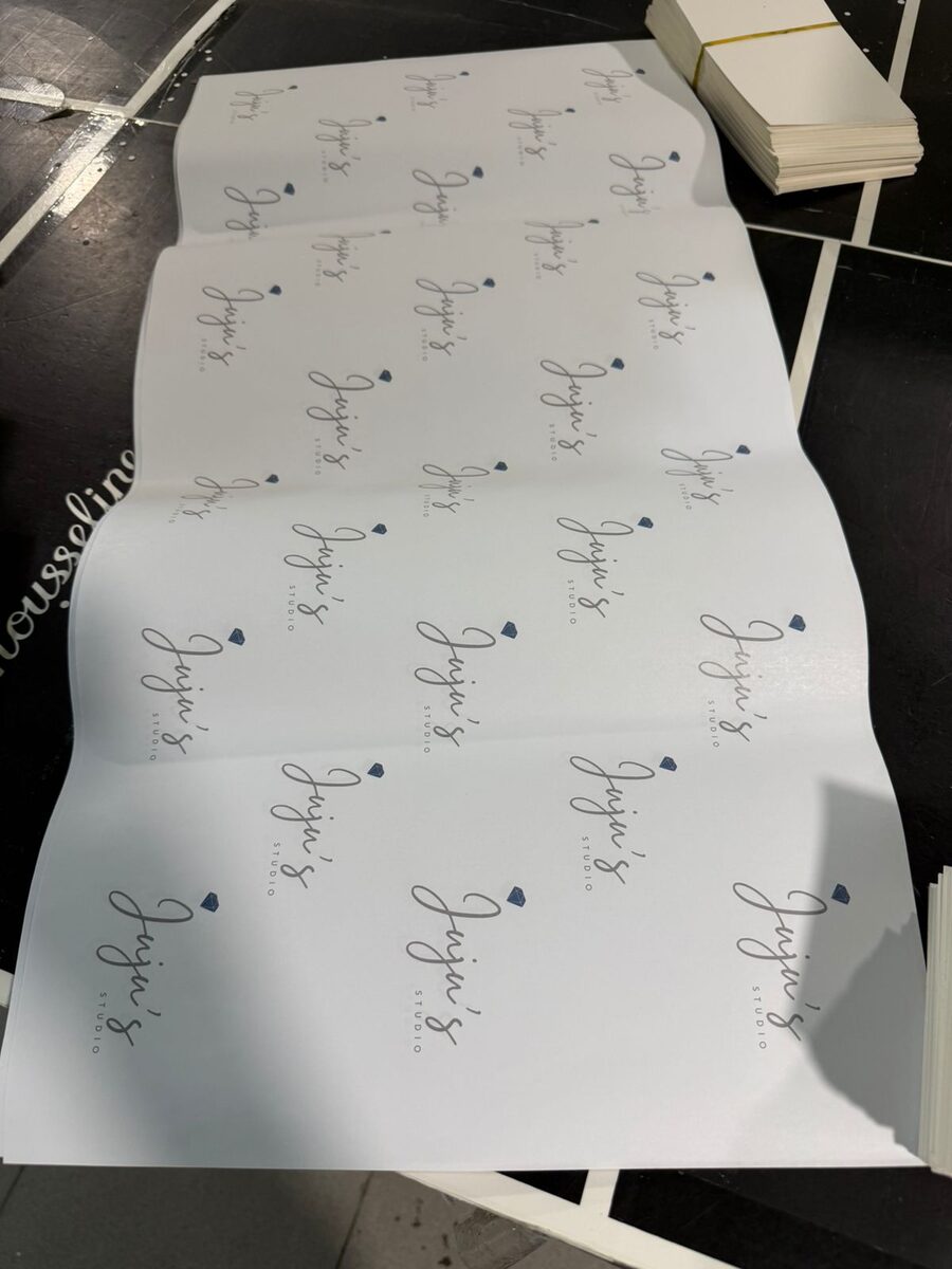 ورق تغليف مطبوع